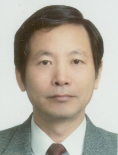 顏久榮副主任委員
